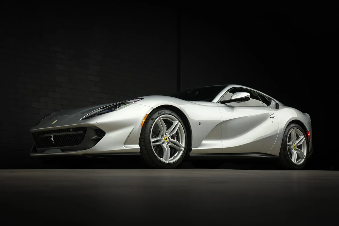 2018 Ferrari 812 Superfast - Image 3 of 31