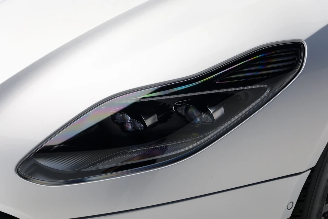 2019 Aston Martin DB11 AMR - Image 27 of 31
