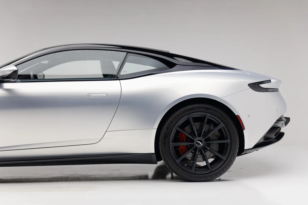 2019 Aston Martin DB11 AMR - Image 10 of 31
