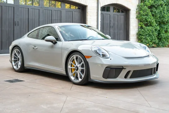 2019 Porsche 911 GT3 Touring 6-Speed