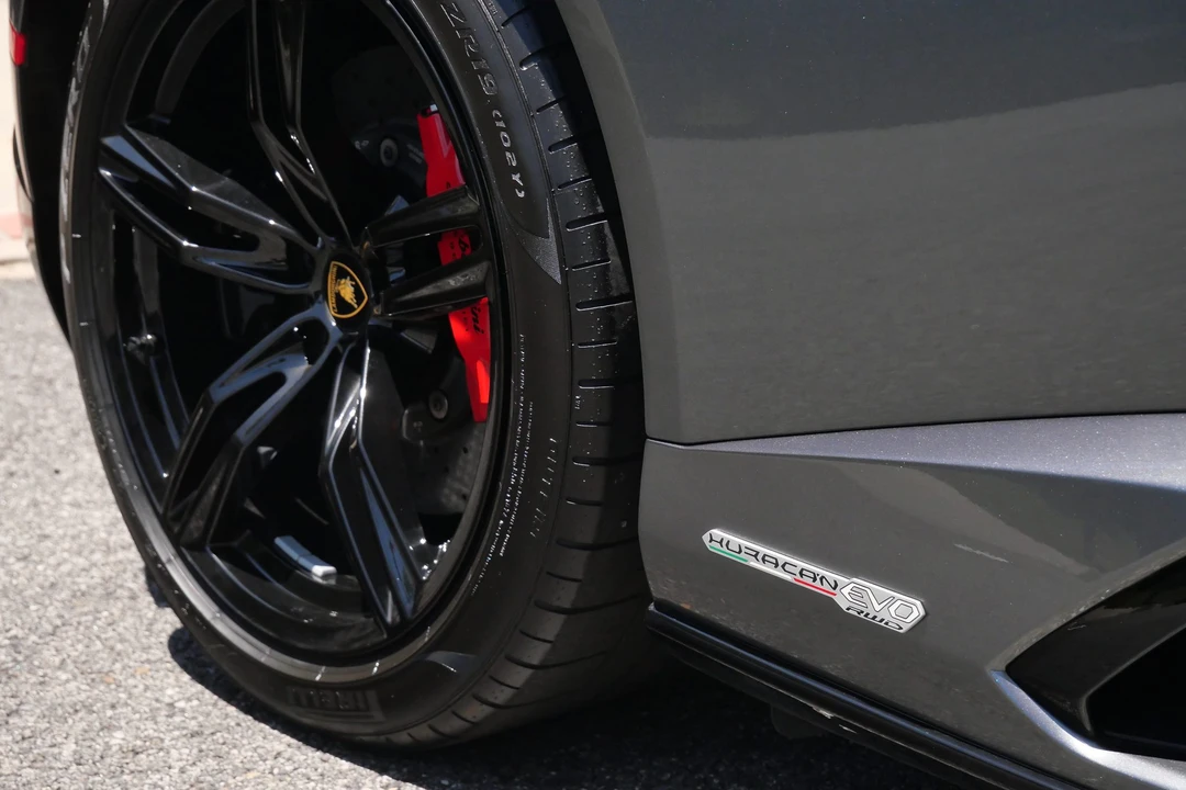2021 Lamborghini Huracan LP610-2 EVO - Image 13 of 31