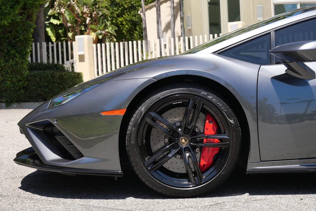 2021 Lamborghini Huracan LP610-2 EVO - Image 30 of 31
