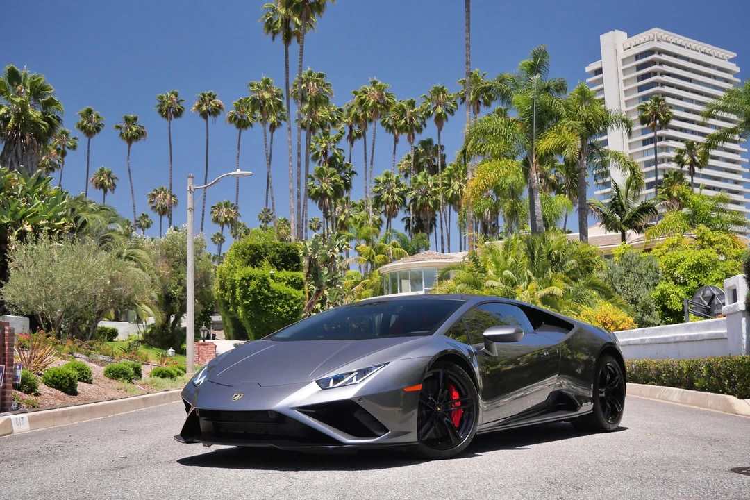 2021 Lamborghini Huracan LP610-2 EVO - Image 2 of 31