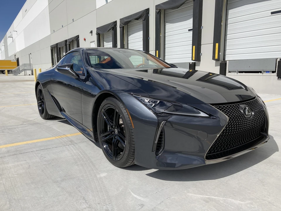 2022 Lexus LC - Image 4 of 31