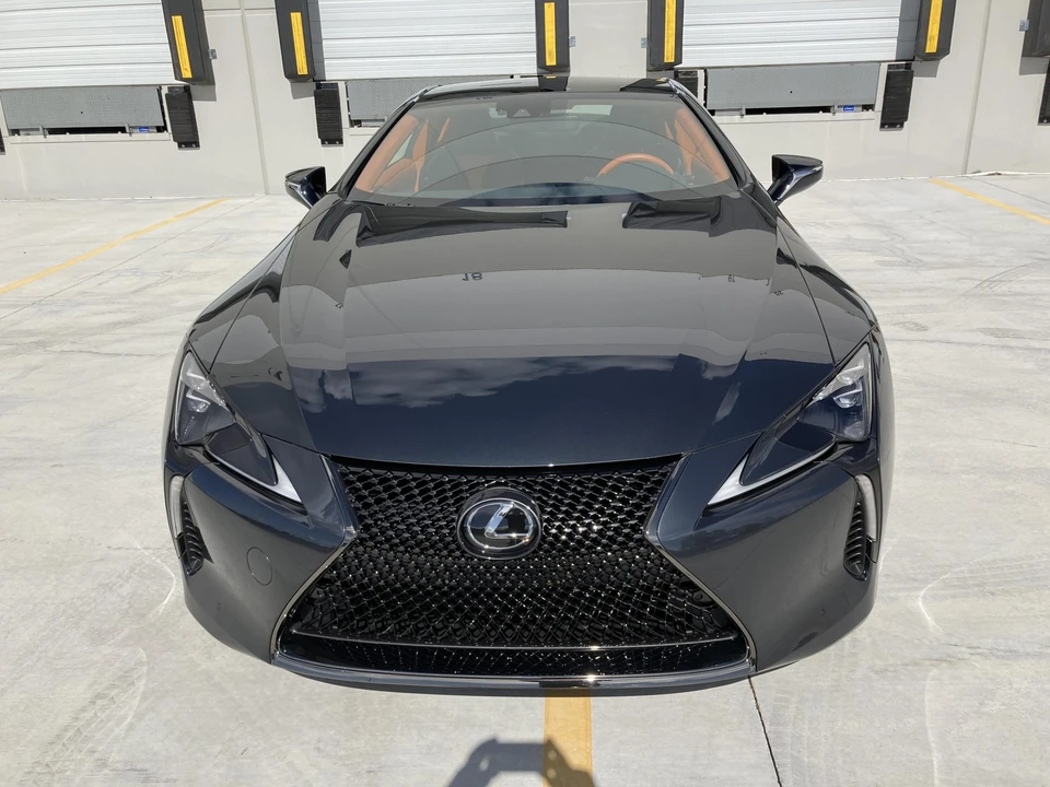 2022 Lexus LC - Image 8 of 31