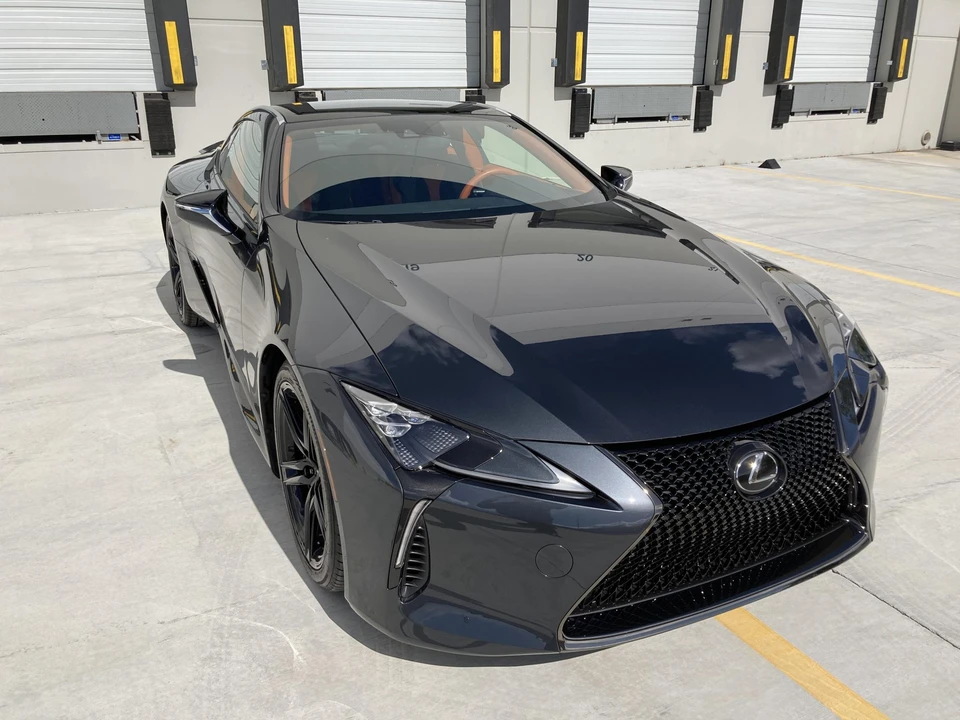 2022 Lexus LC - Image 6 of 31