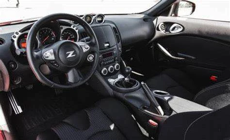 2017 Nissan 370Z 6th Gen - Image 5 of 5