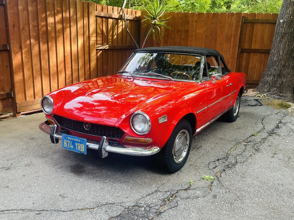 1973 Fiat 124 Sport Spider - Image 2 of 31