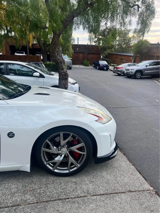 2014 Nissan 370Z 6th Gen - Image 3 of 3