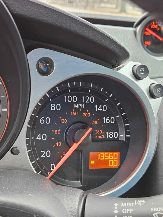 Nissan 370Z 6th Gen - Image 7 of 7