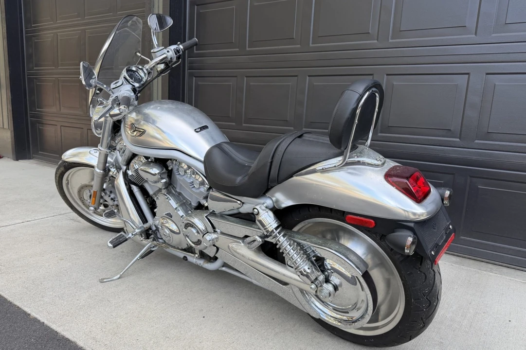 2003 Harley-Davidson V-Rod - Image 2 of 8