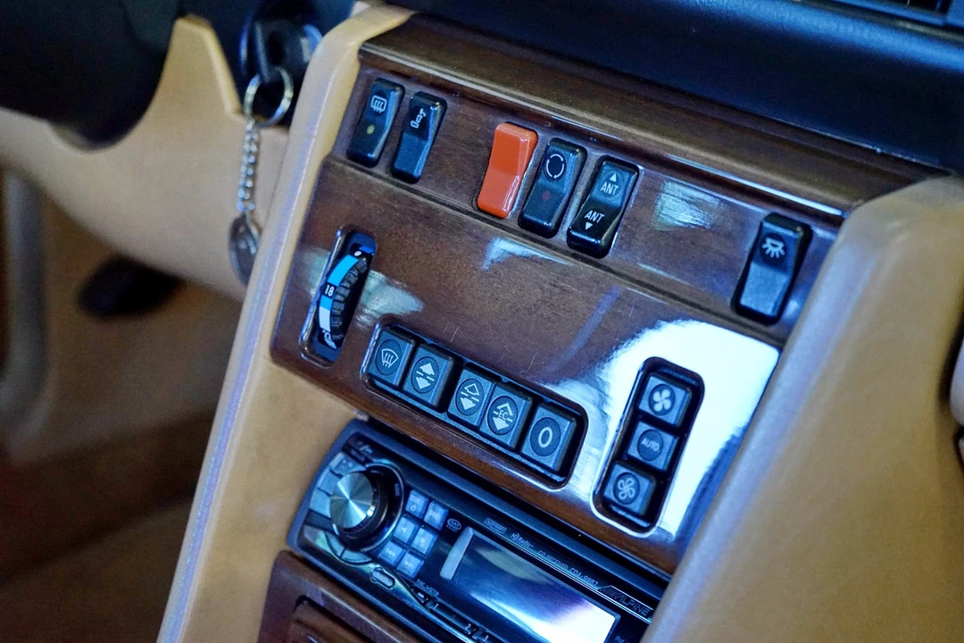 1986 Mercedes-Benz W124 E-Class - Image 31 of 31