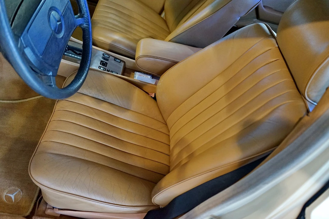 1986 Mercedes-Benz W124 E-Class - Image 22 of 31