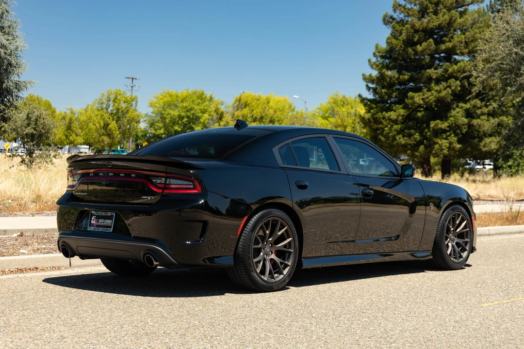 2016 Dodge Charger SRT Hellcat 7th Gen - Image 25 of 31