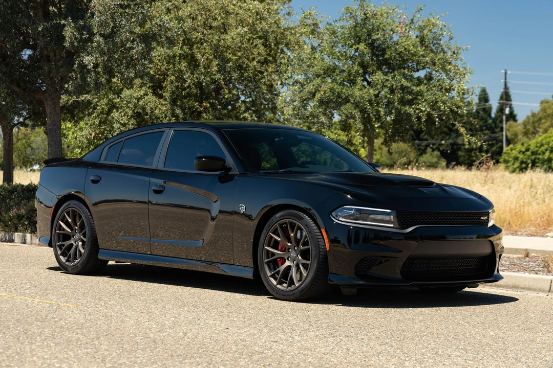 2016 Dodge Charger SRT Hellcat 7th Gen - Image 17 of 31