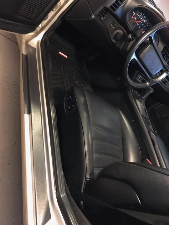 1986 Porsche 944 - Image 12 of 21