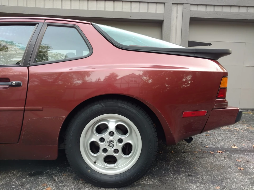 1985 Porsche 944 - Image 19 of 31