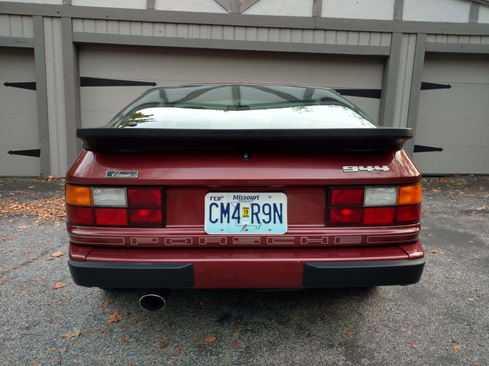 1985 Porsche 944 - Image 15 of 31