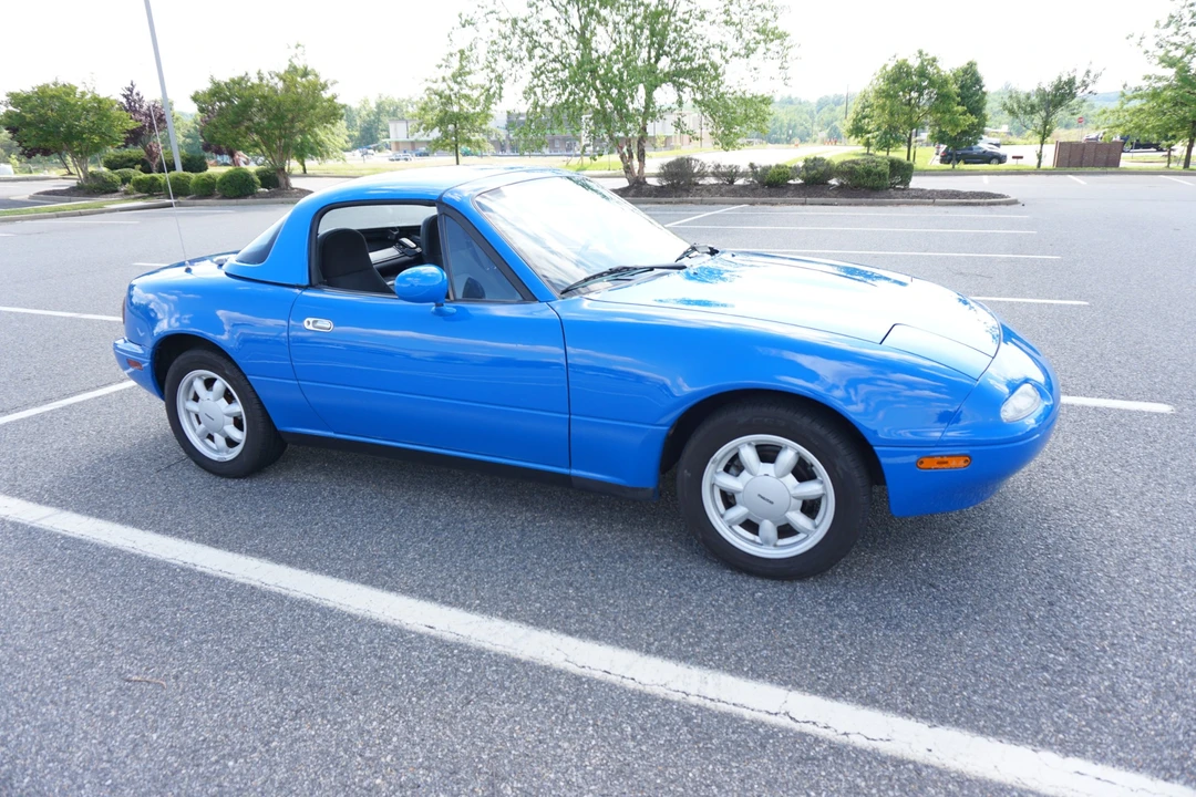1990 Mazda NA MX-5 Miata - Image 9 of 31