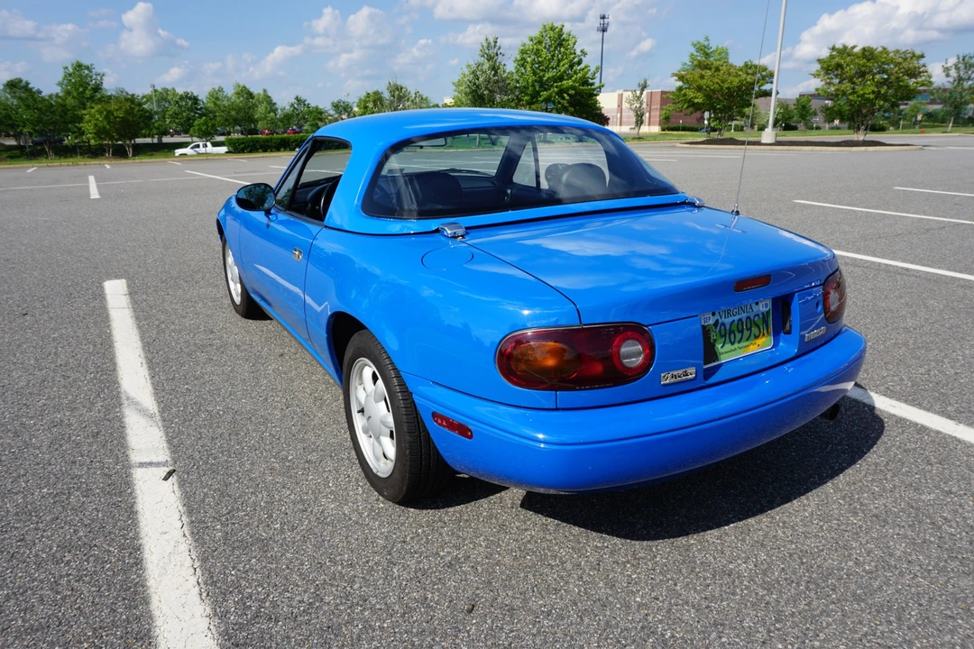1990 Mazda NA MX-5 Miata - Image 17 of 31