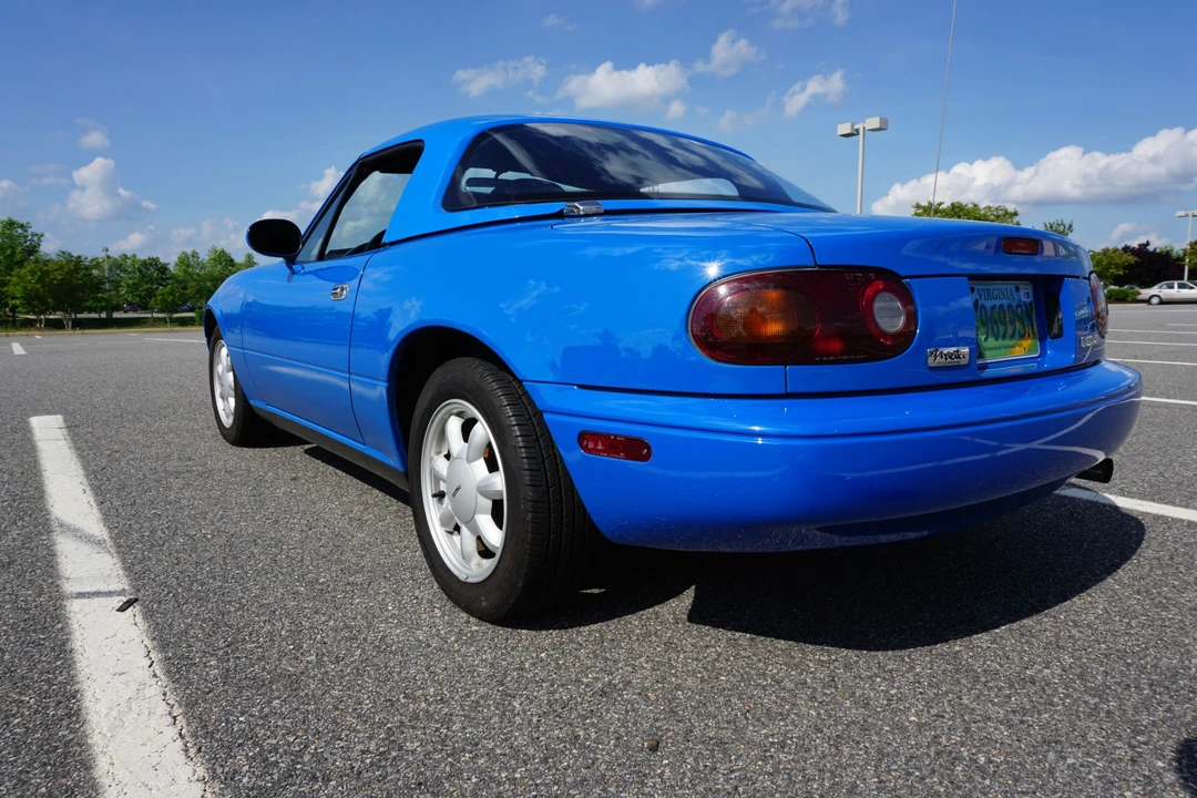 1990 Mazda NA MX-5 Miata - Image 18 of 31