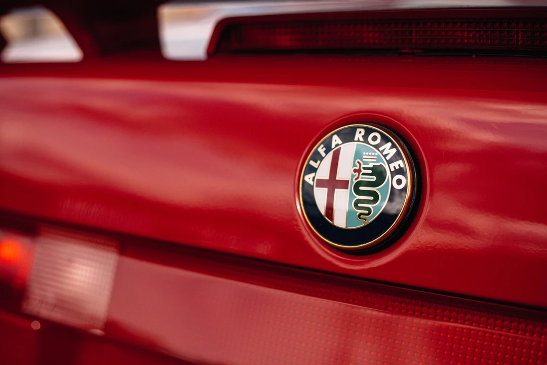 1995 Alfa Romeo 164 Quadrifoglio Verde - Image 19 of 31