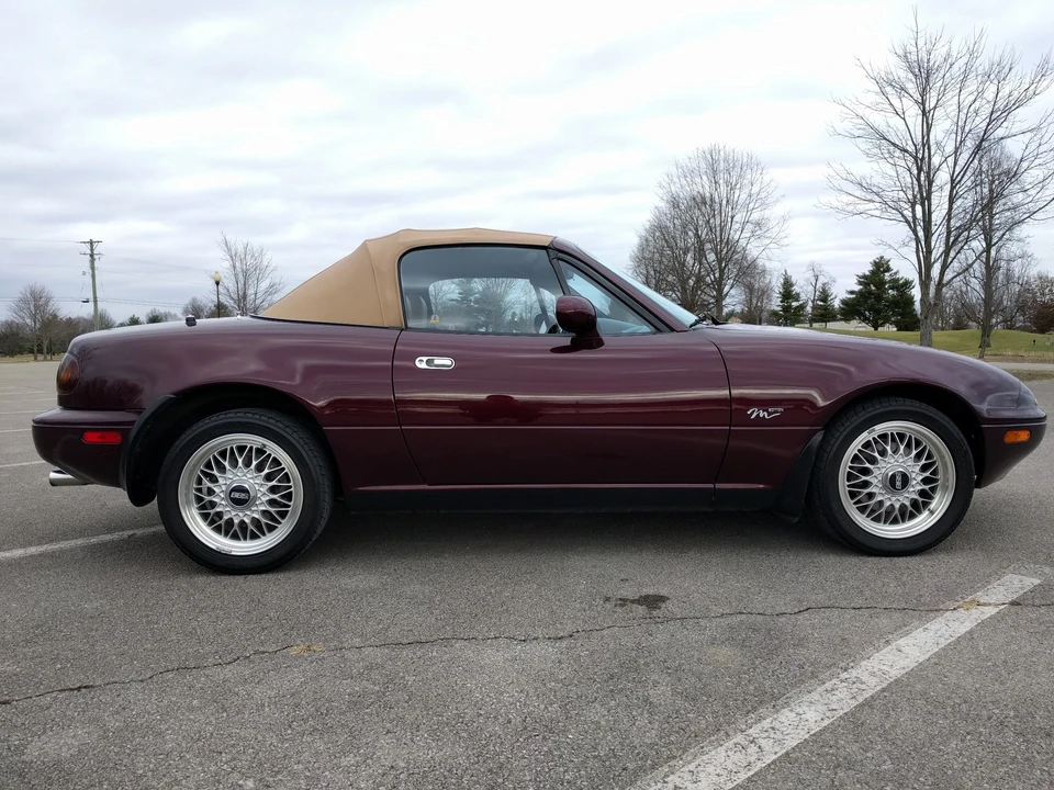 1995 Mazda NA MX-5 Miata - Image 3 of 31