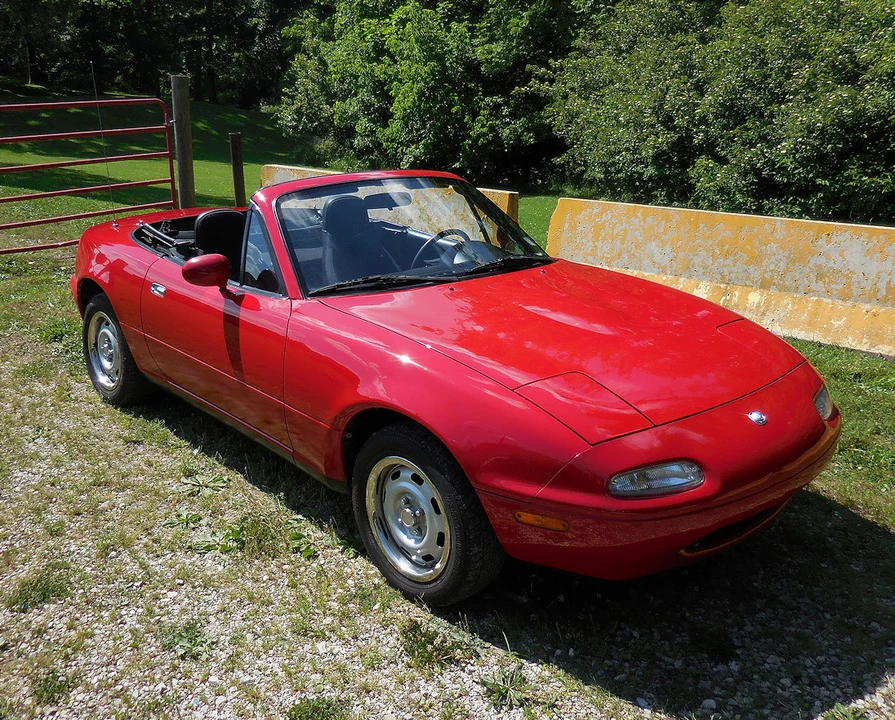 1996 Mazda NA MX-5 Miata - Image 8 of 31