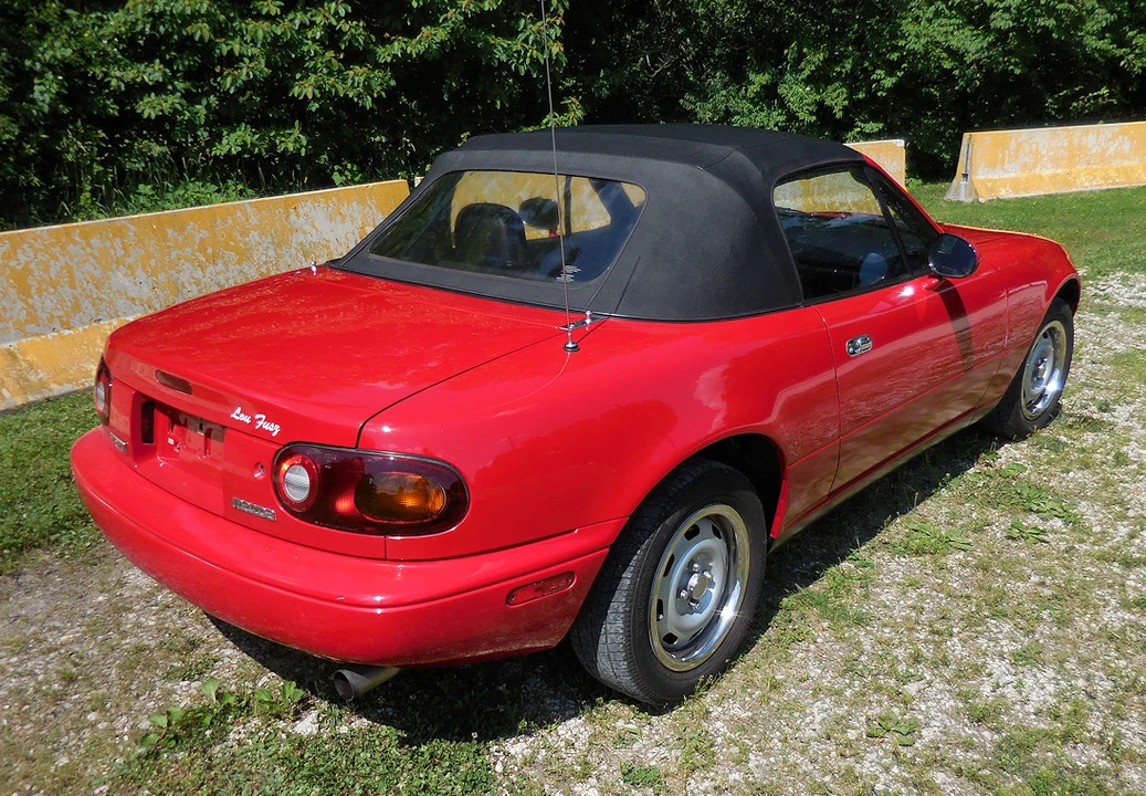 1996 Mazda NA MX-5 Miata - Image 15 of 31