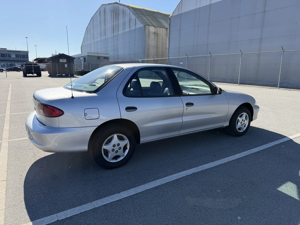 2001 Chevrolet Cavalier - Image 6 of 31