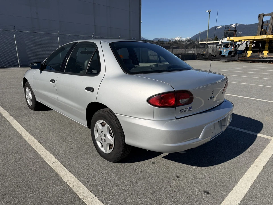 2001 Chevrolet Cavalier - Image 10 of 31