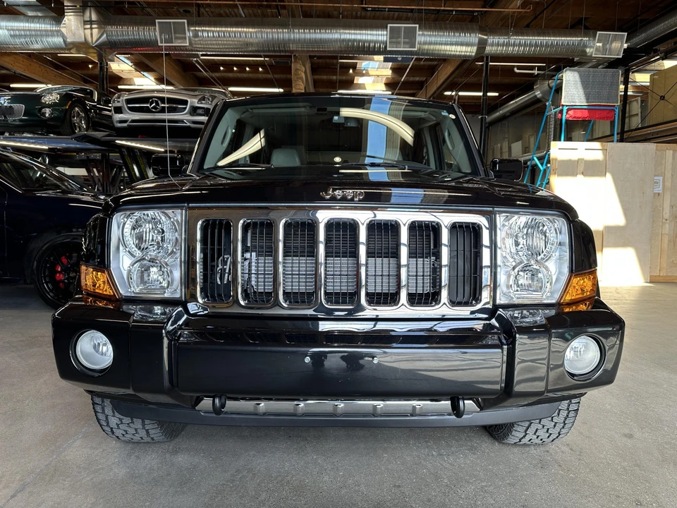 2010 Jeep Commander - Image 17 of 31