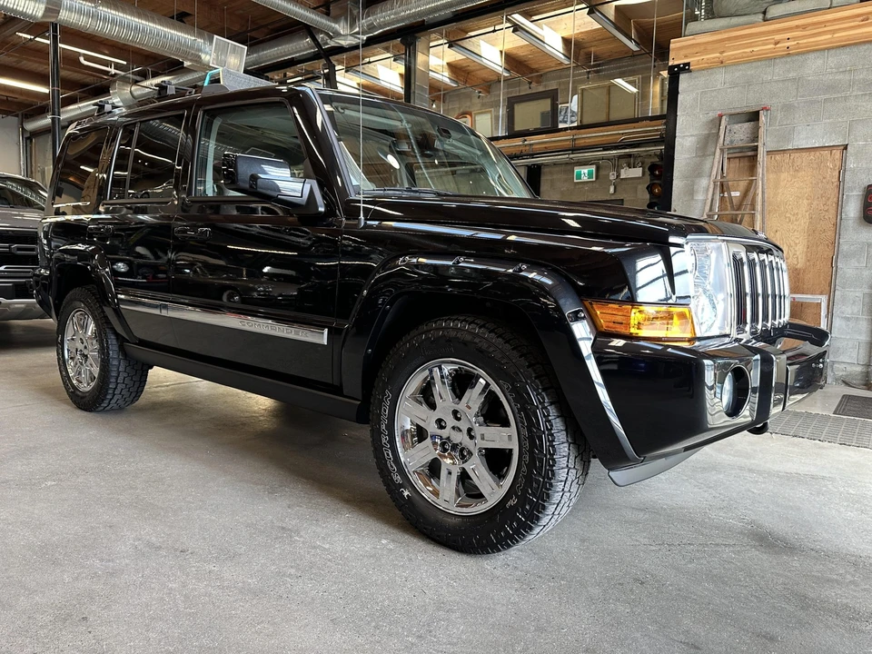 2010 Jeep Commander - Image 4 of 31