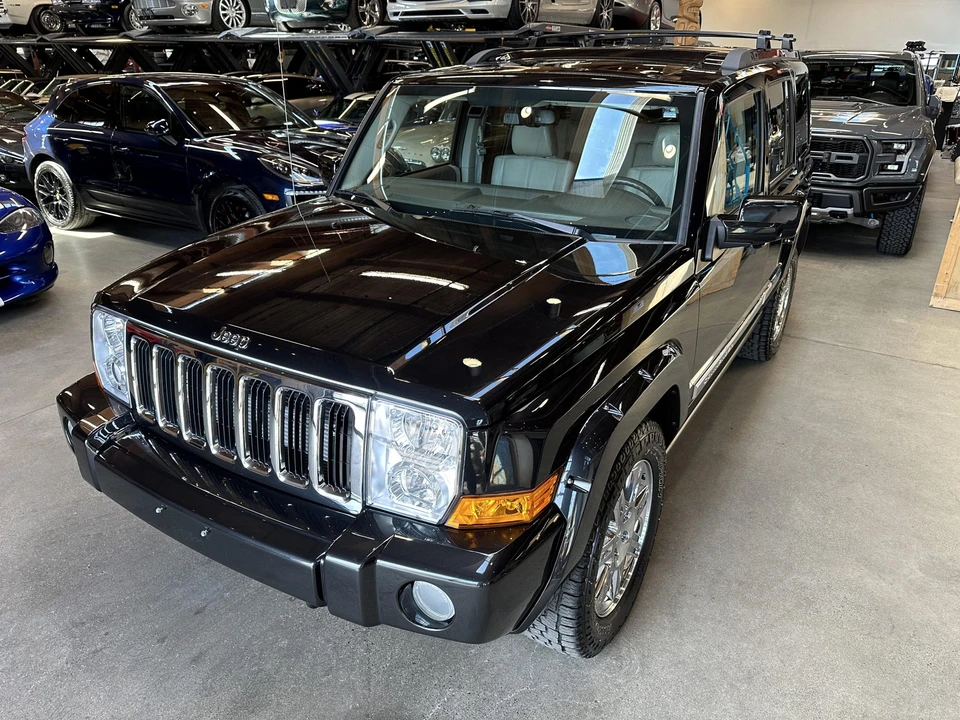 2010 Jeep Commander - Image 15 of 31
