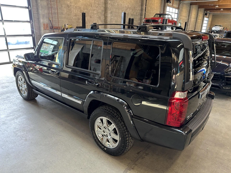 2010 Jeep Commander - Image 12 of 31