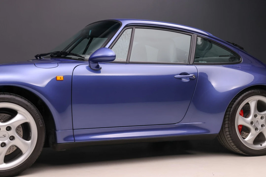 1997 Porsche 993 Carrera 4S - Image 26 of 31