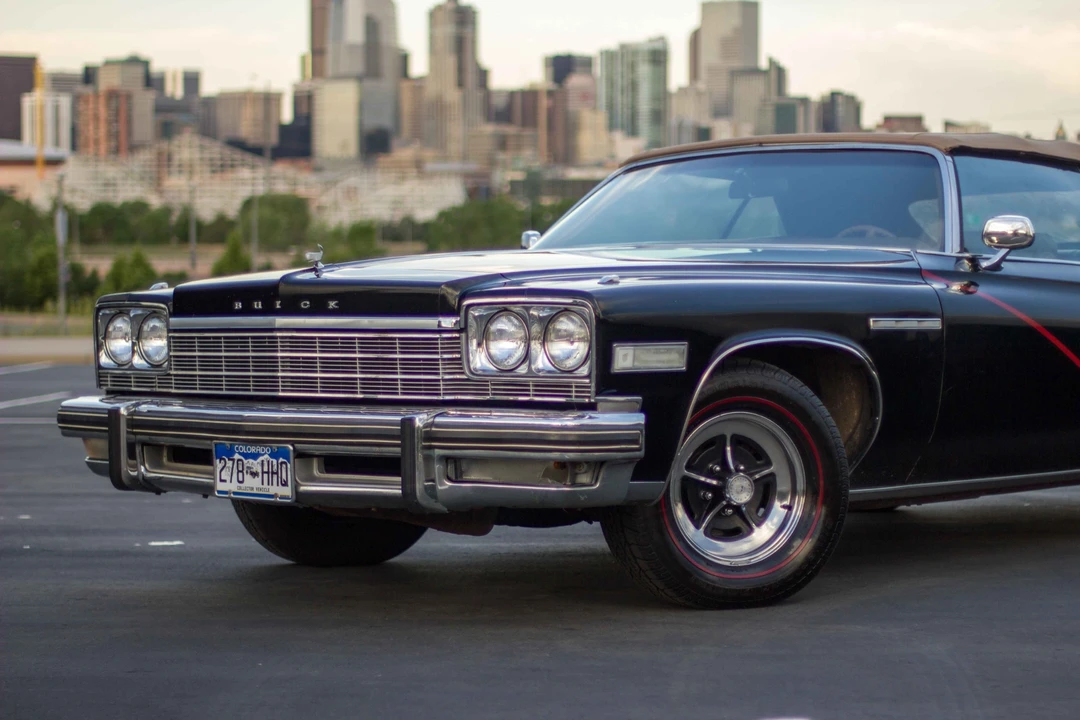 1975 Buick LeSabre - Image 20 of 31
