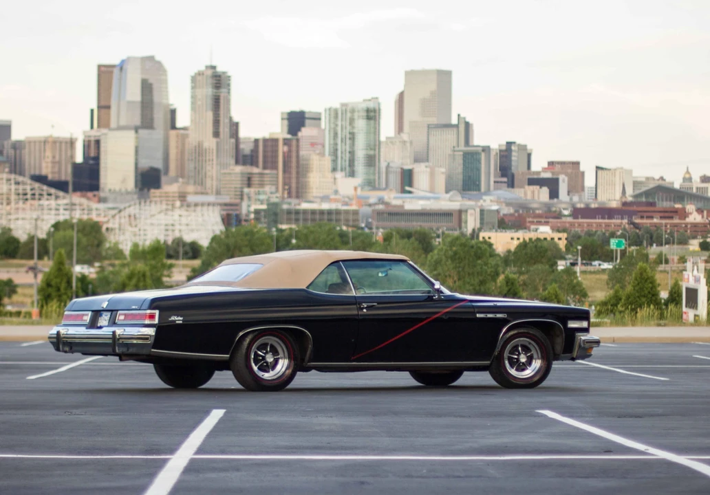 1975 Buick LeSabre - Image 12 of 31