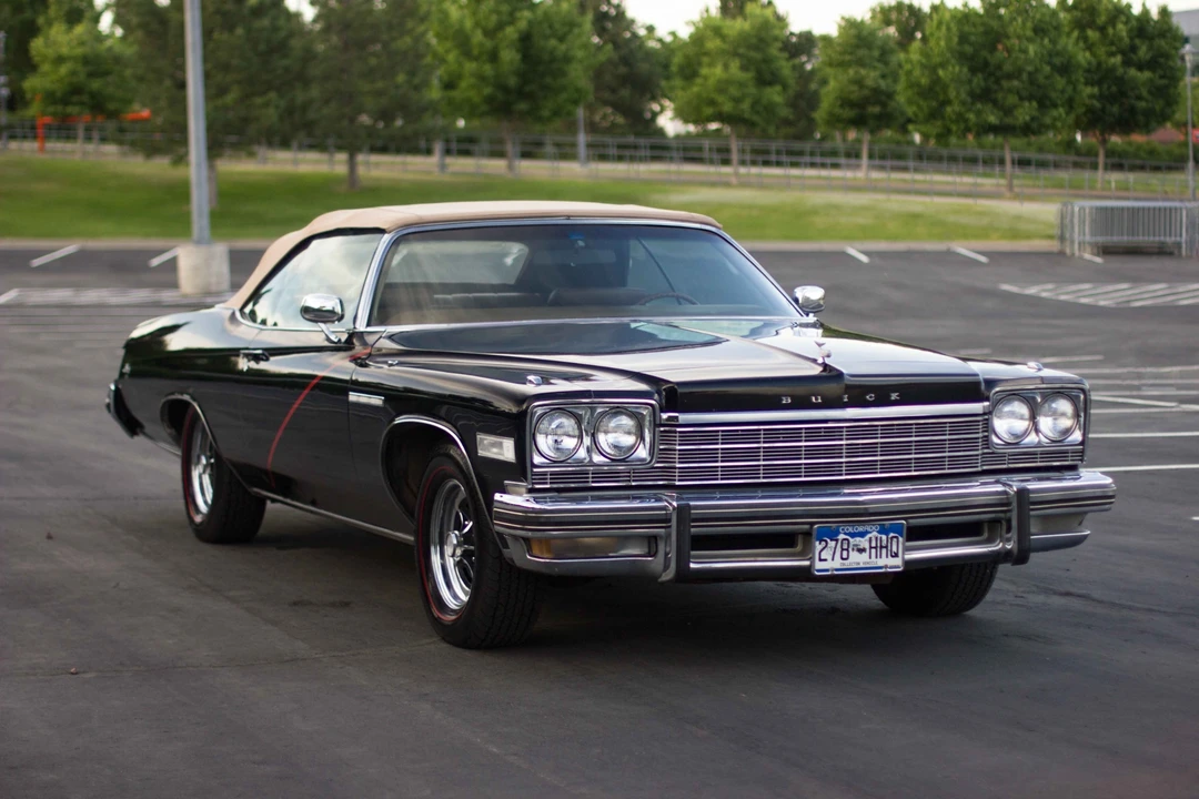 1975 Buick LeSabre - Image 9 of 31