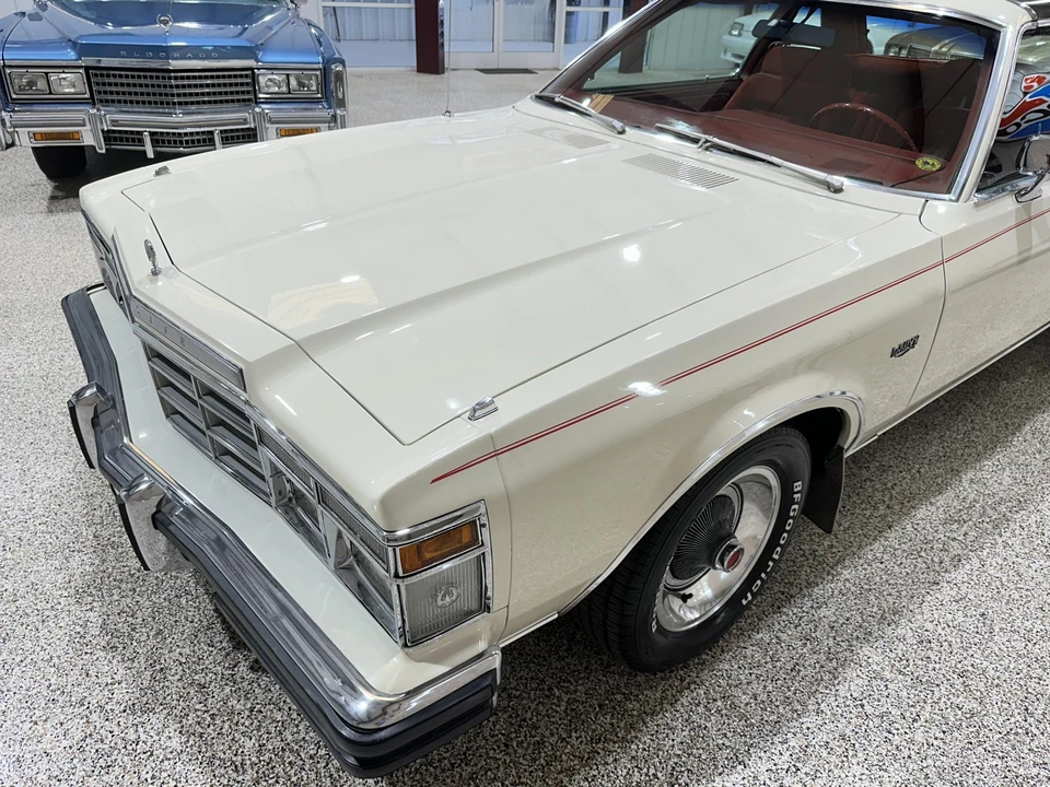 1978 Chrysler LeBaron - Image 17 of 31