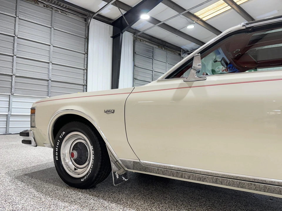 1978 Chrysler LeBaron - Image 29 of 31
