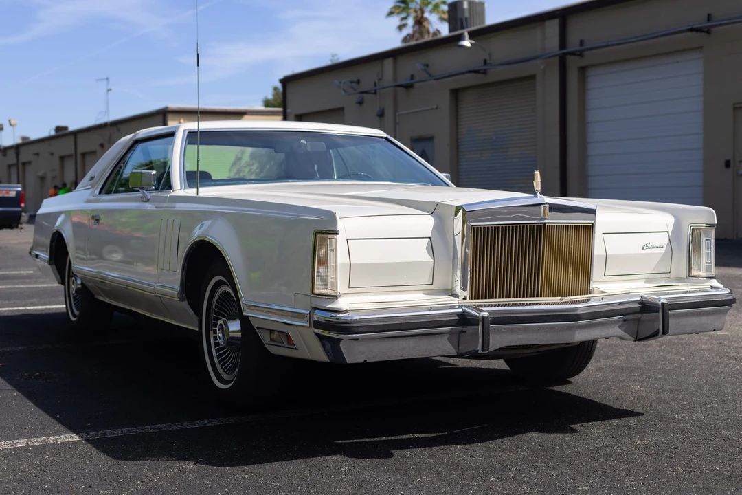 1979 Lincoln Continental Mark V - Image 17 of 31