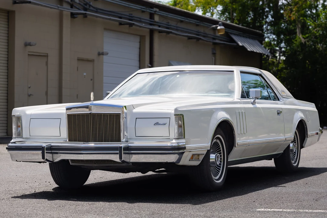 1979 Lincoln Continental Mark V - Image 7 of 31