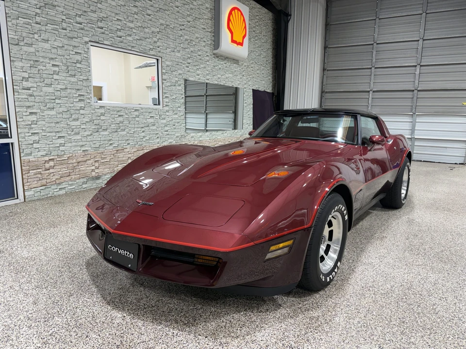 1981 Chevrolet Corvette C3 - Image 2 of 31