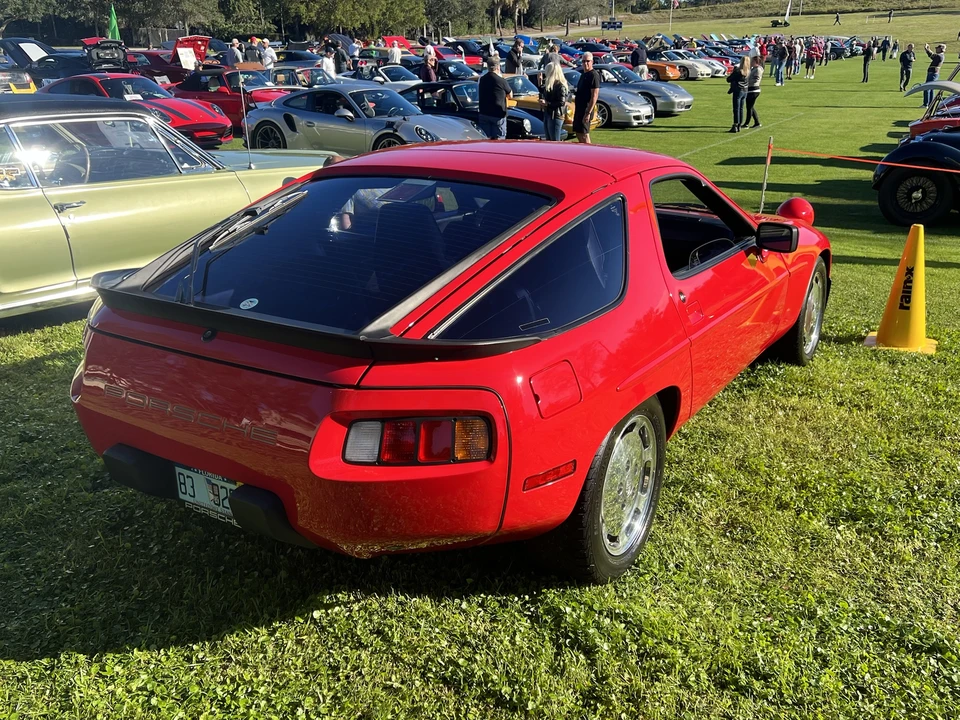 1983 Porsche 928 S - Image 14 of 31