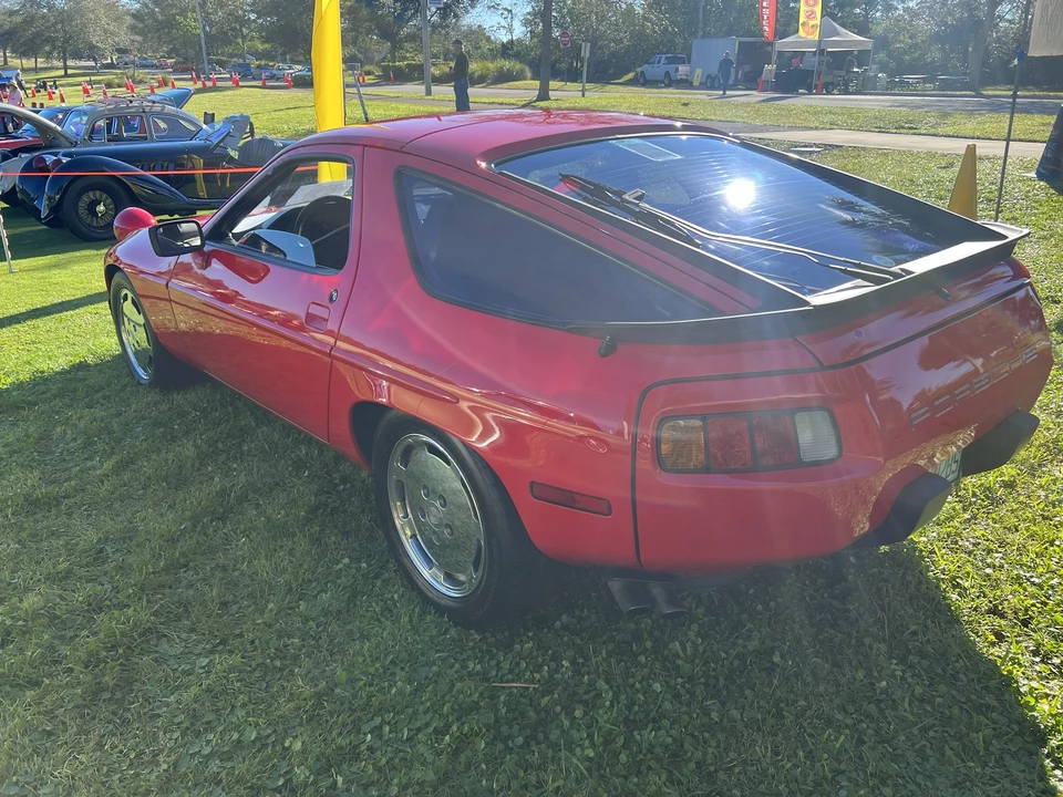 1983 Porsche 928 S - Image 19 of 31