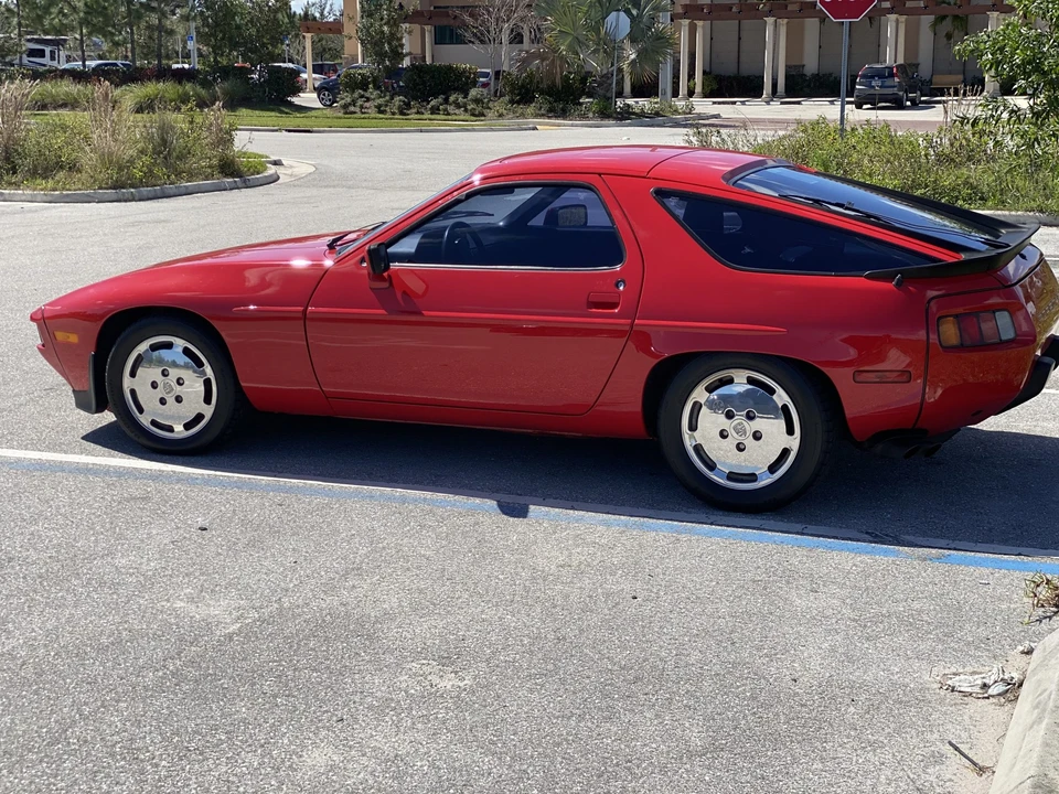 1983 Porsche 928 S - Image 21 of 31