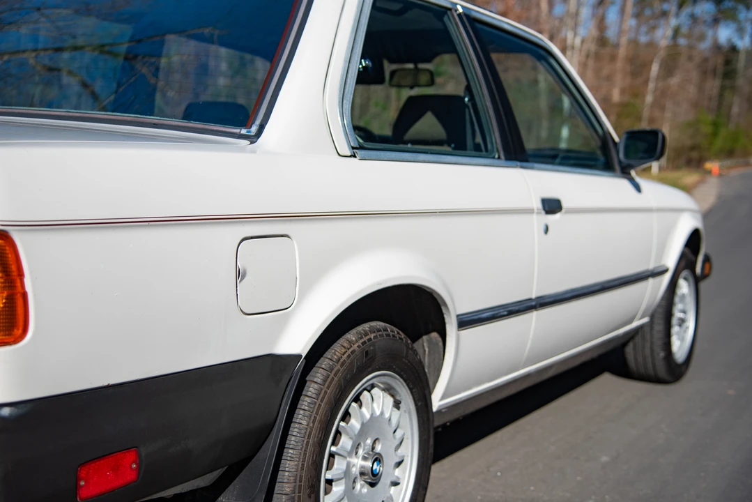 1984 BMW E30 3 Series - Image 17 of 31