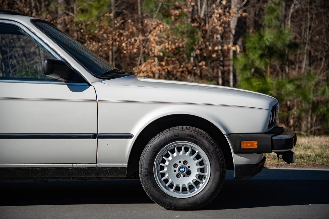 1984 BMW E30 3 Series - Image 11 of 31