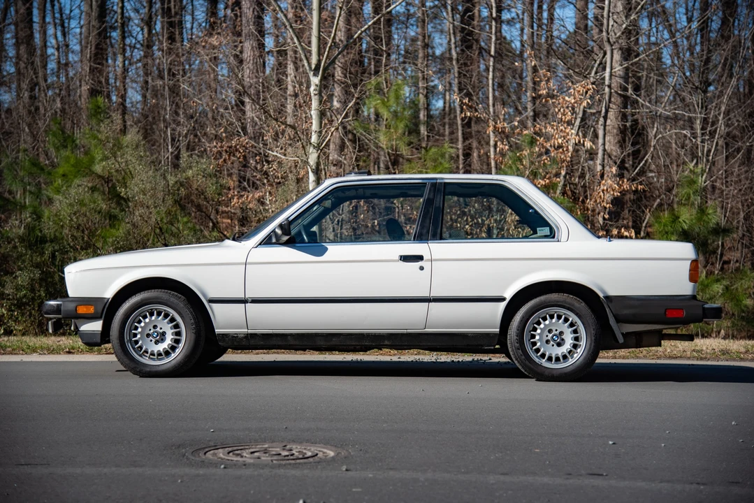 1984 BMW E30 3 Series - Image 2 of 31